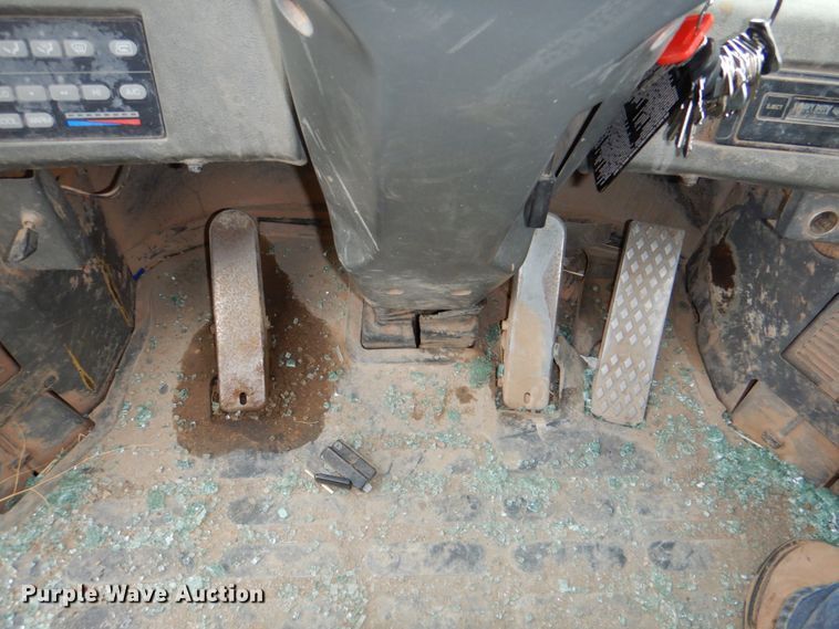 image for item II9886 2000 Komatsu WA380-3ML  wheel loader