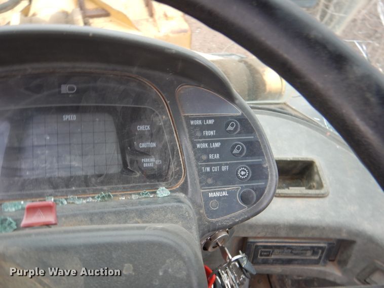 image for item II9886 2000 Komatsu WA380-3ML  wheel loader