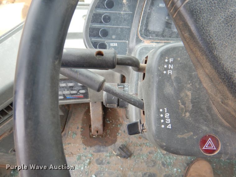 image for item II9886 2000 Komatsu WA380-3ML  wheel loader