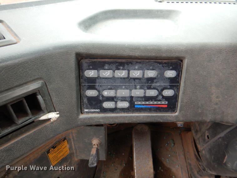 image for item II9886 2000 Komatsu WA380-3ML  wheel loader