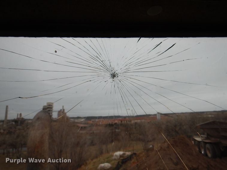 image for item II9886 2000 Komatsu WA380-3ML  wheel loader