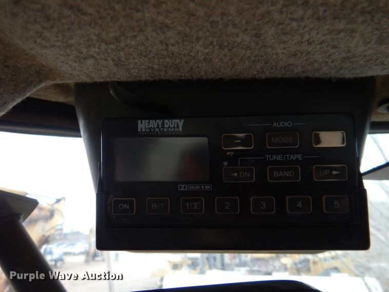 image for item II9886 2000 Komatsu WA380-3ML  wheel loader