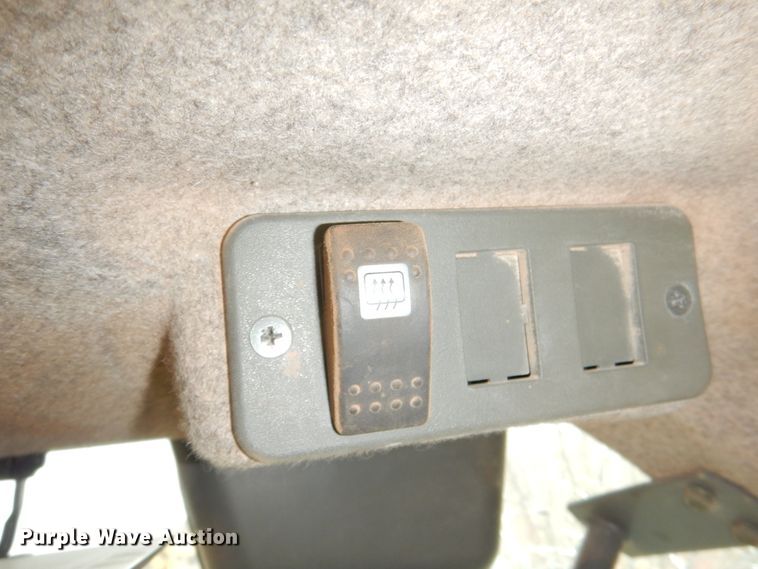 image for item II9886 2000 Komatsu WA380-3ML  wheel loader