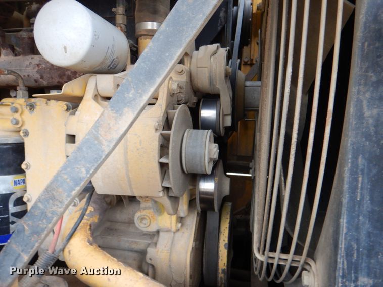 image for item II9886 2000 Komatsu WA380-3ML  wheel loader