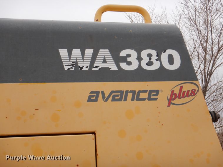 image for item II9886 2000 Komatsu WA380-3ML  wheel loader