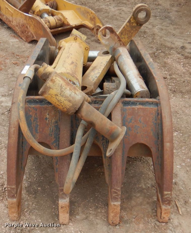 image for item II9888 Hydraulic thumb