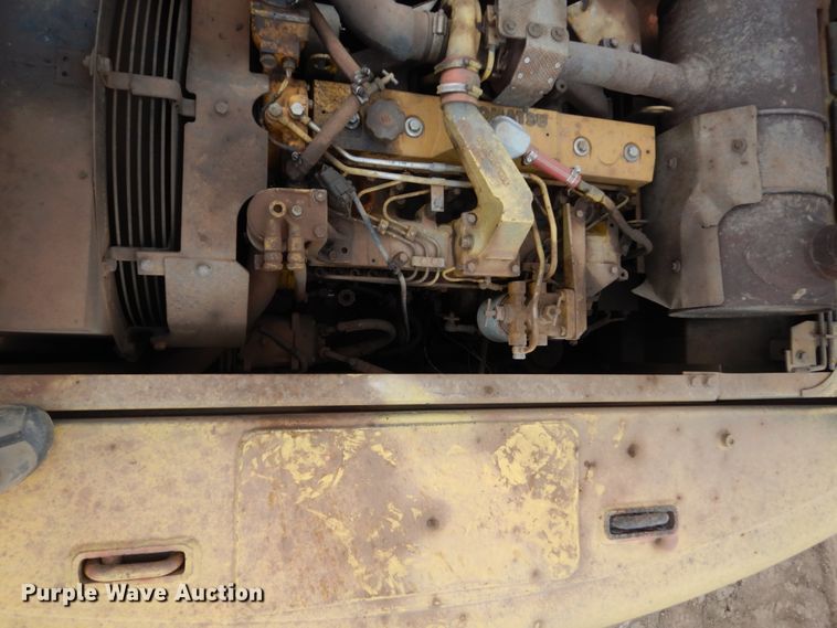 image for item II9891 1996 Komatsu PC200LC-6  excavator