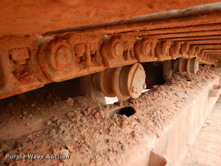 image for item II9891 1996 Komatsu PC200LC-6  excavator