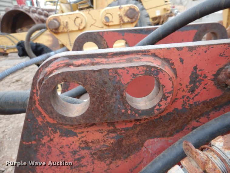 image for item II9893 Genpac excavator plate compactor