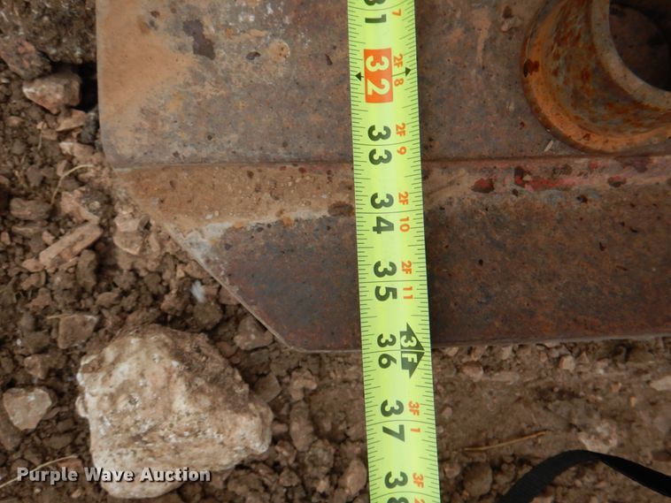 image for item II9893 Genpac excavator plate compactor