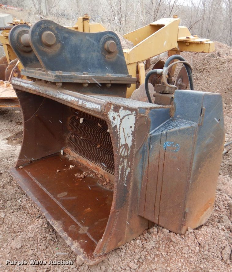 image for item II9895 2010 Remu Oy L150 excavator screener bucket