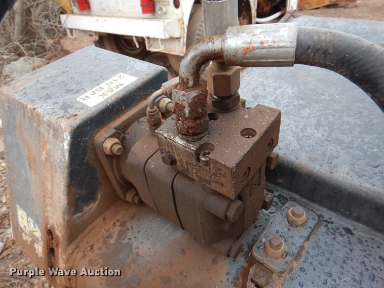 image for item II9895 2010 Remu Oy L150 excavator screener bucket