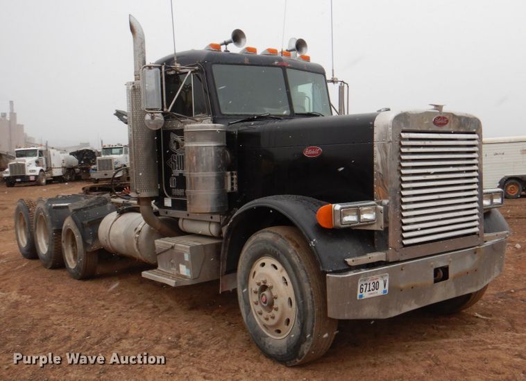image for item II9897 1994 Peterbilt 379  semi truck