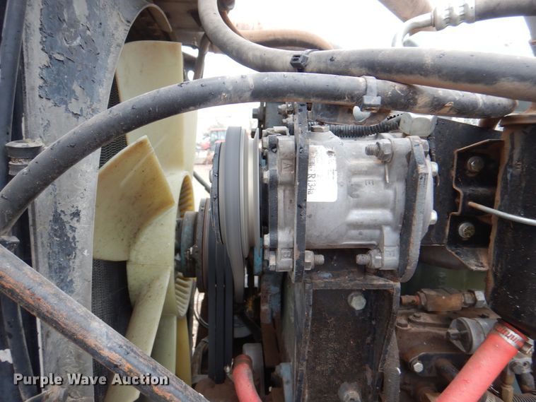 image for item II9897 1994 Peterbilt 379  semi truck