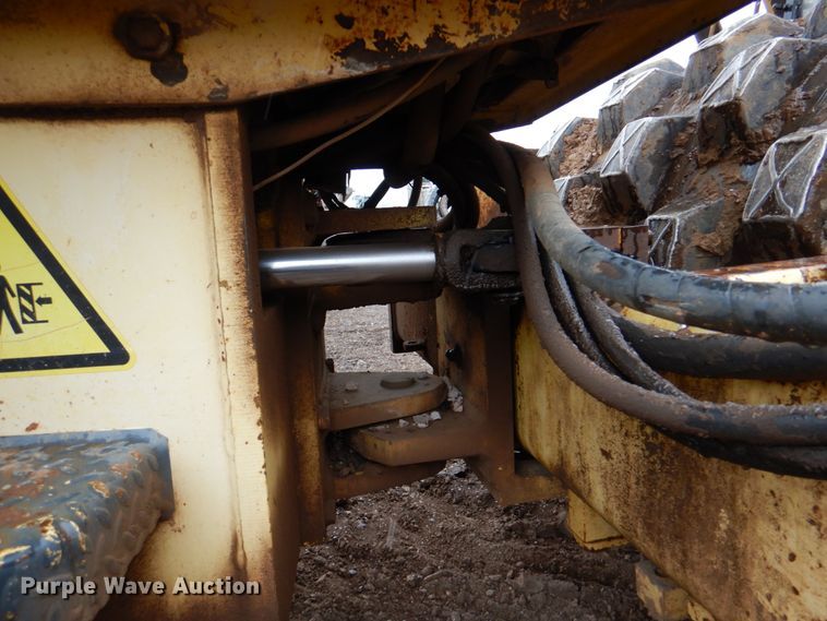 image for item II9899 1990 Bomag BW142PDB  single drum vibratory roller