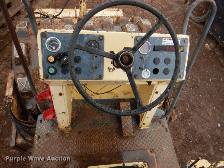 image for item II9899 1990 Bomag BW142PDB  single drum vibratory roller