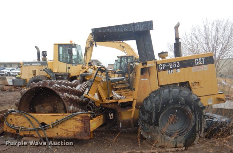 image for item II9901 1989 Caterpillar CP-563  single drum roller