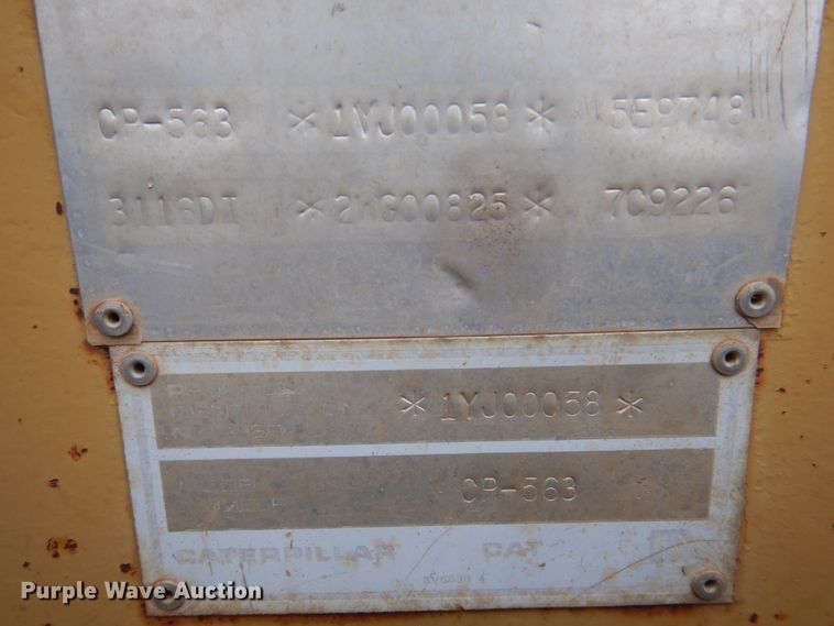 image for item II9901 1989 Caterpillar CP-563  single drum roller