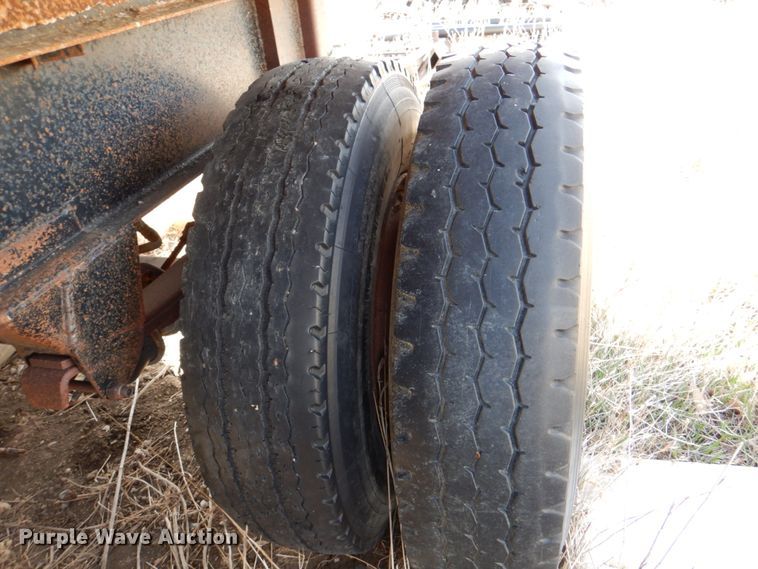 image for item II9902 1974 Fruehauf end dump pup trailer
