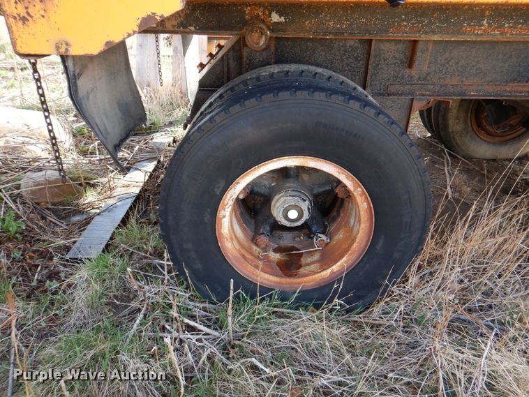 image for item II9902 1974 Fruehauf end dump pup trailer