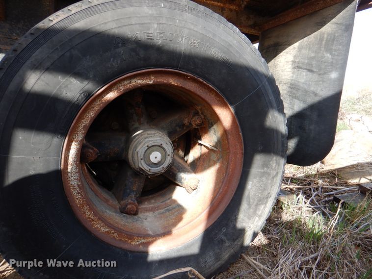 image for item II9902 1974 Fruehauf end dump pup trailer