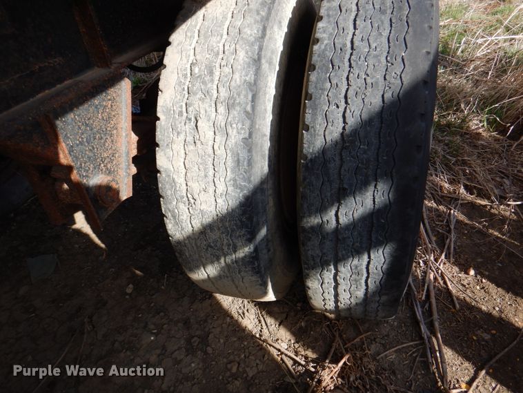 image for item II9902 1974 Fruehauf end dump pup trailer
