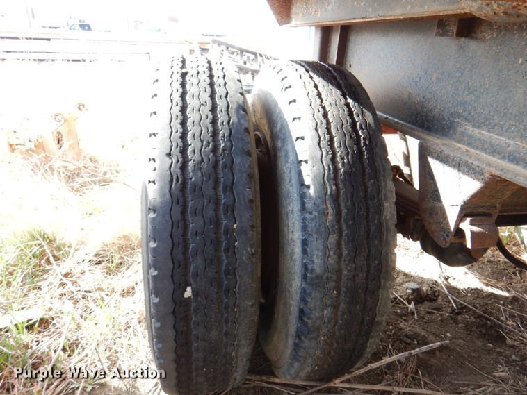 image for item II9902 1974 Fruehauf end dump pup trailer