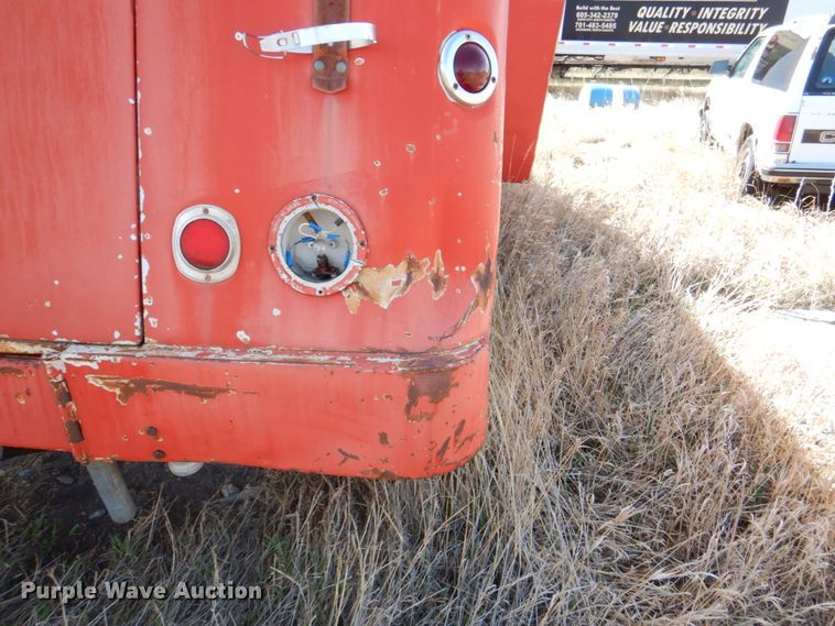 image for item II9905 Chevrolet C50  lube truck