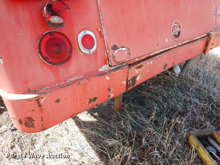 image for item II9905 Chevrolet C50  lube truck