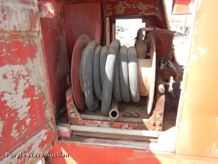 image for item II9905 Chevrolet C50  lube truck