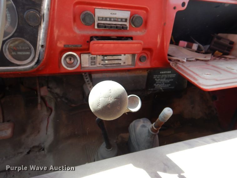 image for item II9905 Chevrolet C50  lube truck