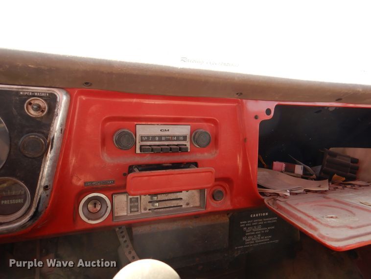 image for item II9905 Chevrolet C50  lube truck