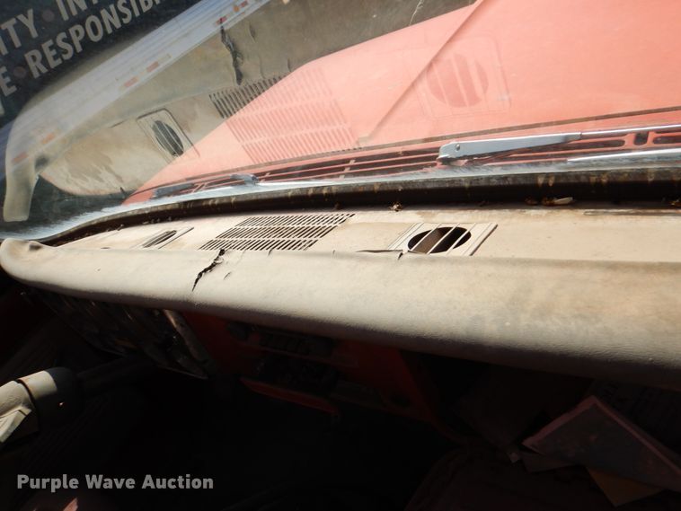 image for item II9905 Chevrolet C50  lube truck