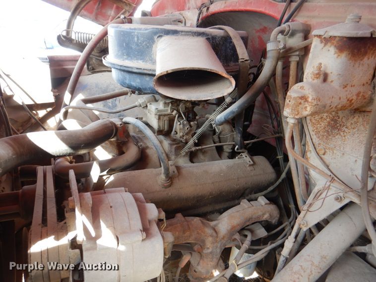 image for item II9905 Chevrolet C50  lube truck