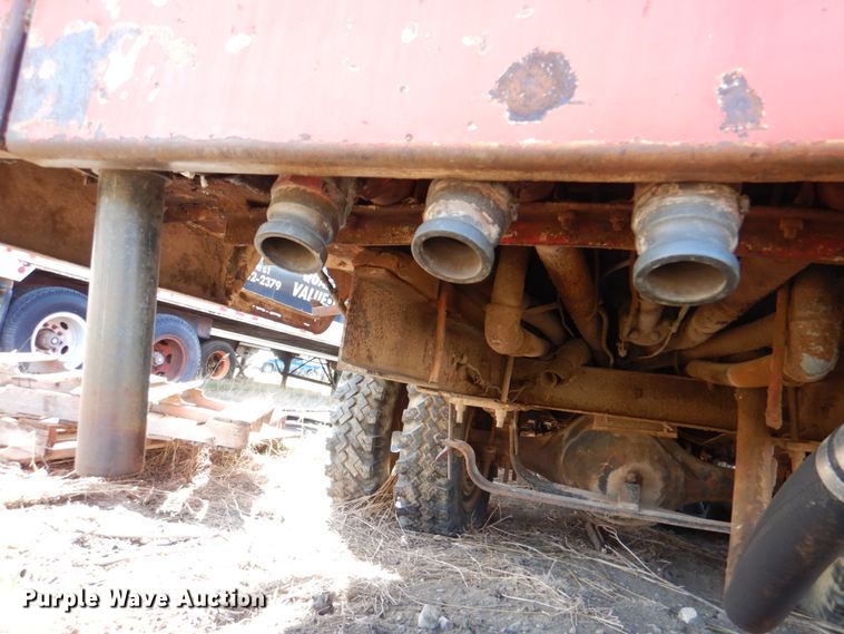 image for item II9905 Chevrolet C50  lube truck