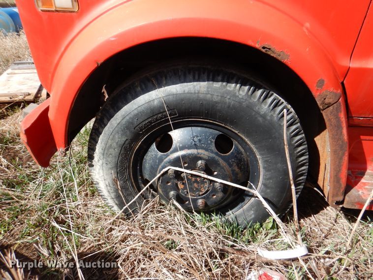 image for item II9905 Chevrolet C50  lube truck