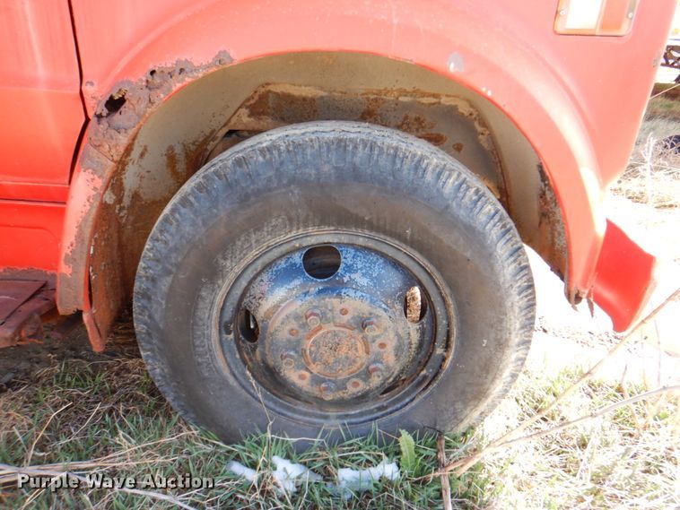 image for item II9905 Chevrolet C50  lube truck