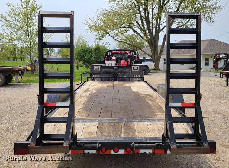 image for item IJ9003 2017 Diamond T 8320SKP140-6  utility trailer