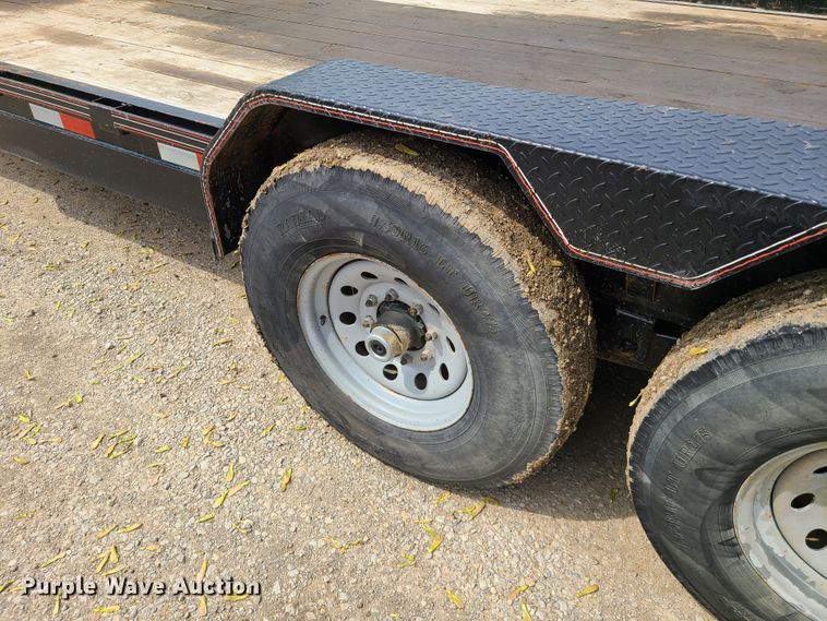 image for item IJ9003 2017 Diamond T 8320SKP140-6  utility trailer