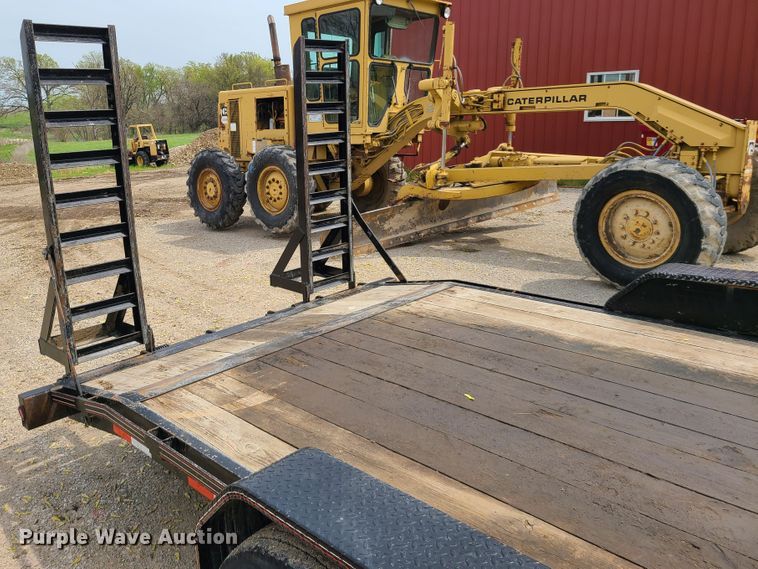 image for item IJ9003 2017 Diamond T 8320SKP140-6  utility trailer