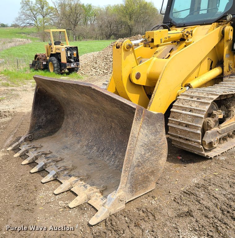 image for item IJ9004 1996 Caterpillar 953C  track loader