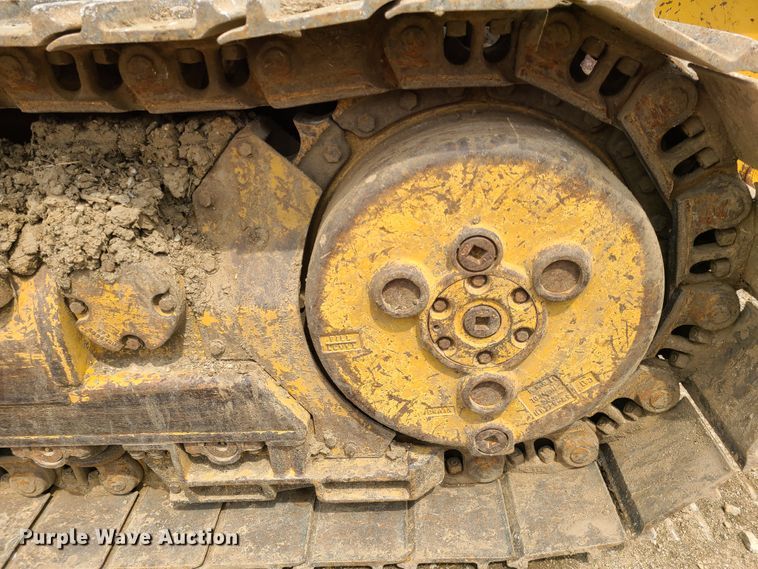 image for item IJ9004 1996 Caterpillar 953C  track loader