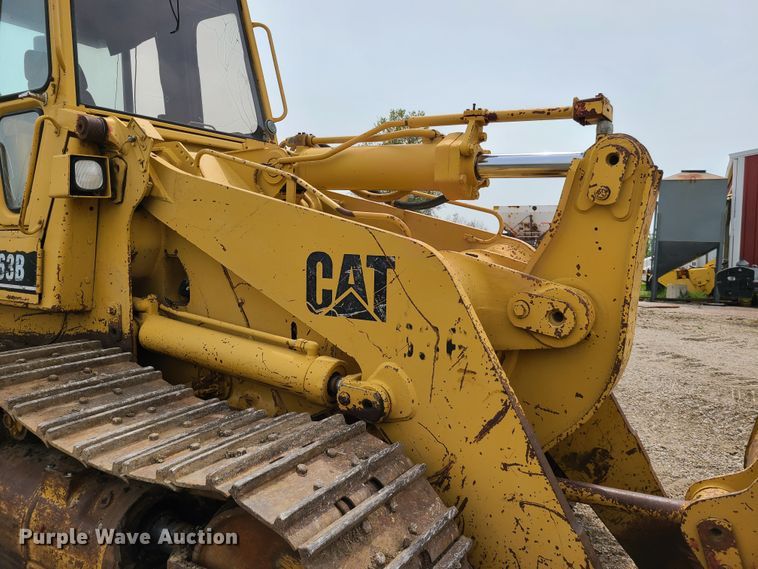 image for item IJ9005 1997 Caterpillar 963B  track loader