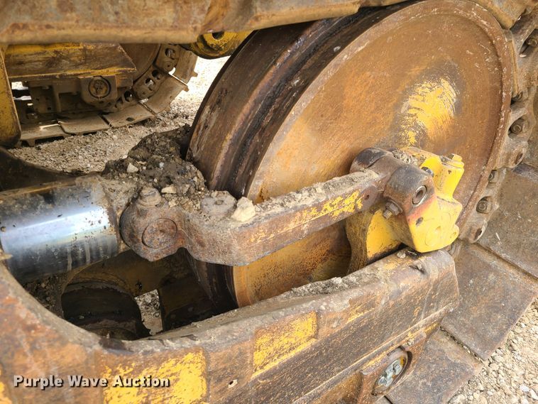 image for item IJ9005 1997 Caterpillar 963B  track loader