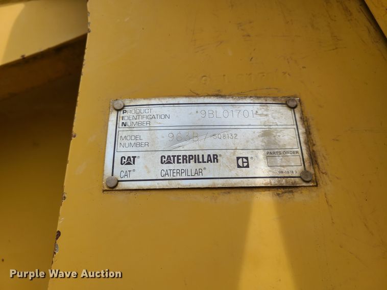 image for item IJ9005 1997 Caterpillar 963B  track loader