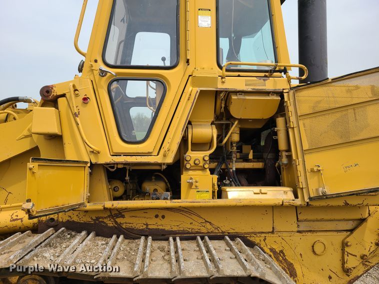 image for item IJ9005 1997 Caterpillar 963B  track loader
