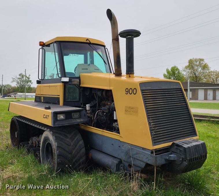 image for item IJ9006 1987 Caterpillar Challenger 65  tractor