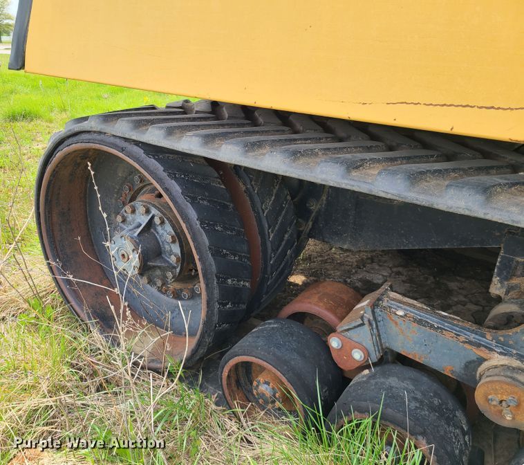 image for item IJ9006 1987 Caterpillar Challenger 65  tractor