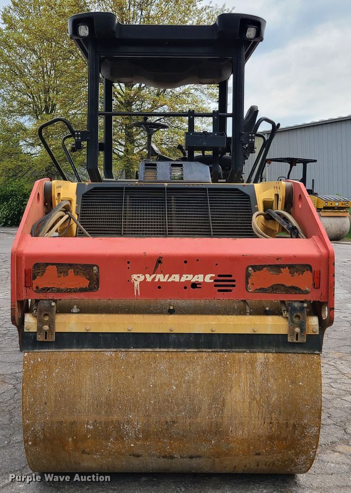 image for item IJ9008 Dynapac CC224 HF  double drum roller