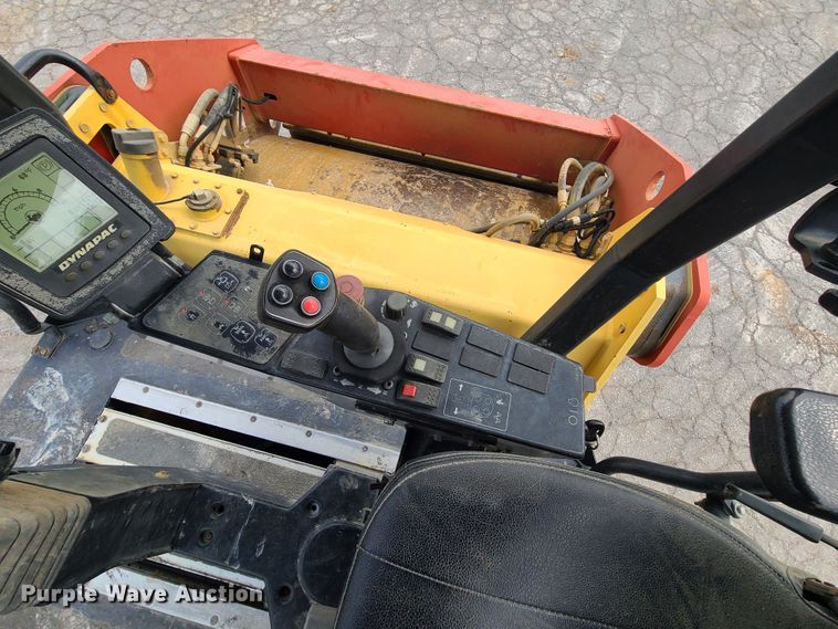 image for item IJ9008 Dynapac CC224 HF  double drum roller